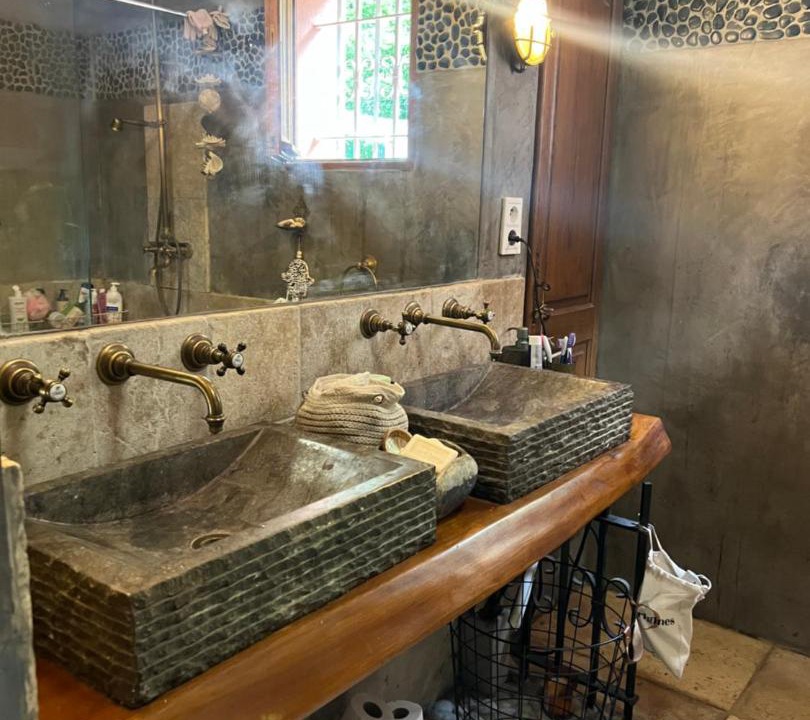 Photo of Bathroom in Evenos