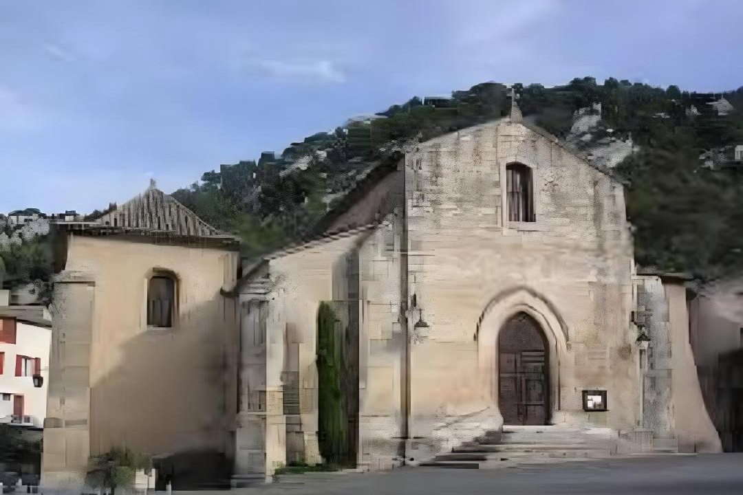 Photo of Buildings in Robion