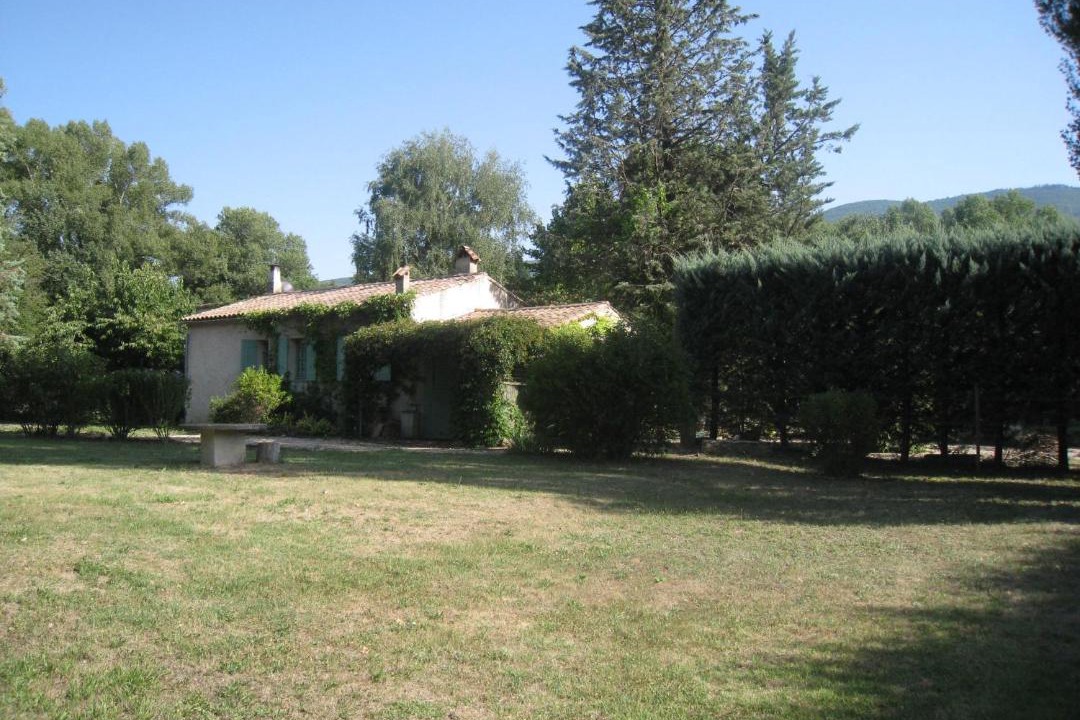 Photo of Others in Saint-Martin-de-Castillon