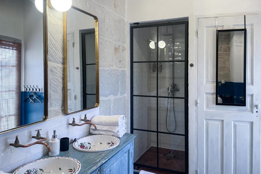 Photo of Bathroom in Maillane