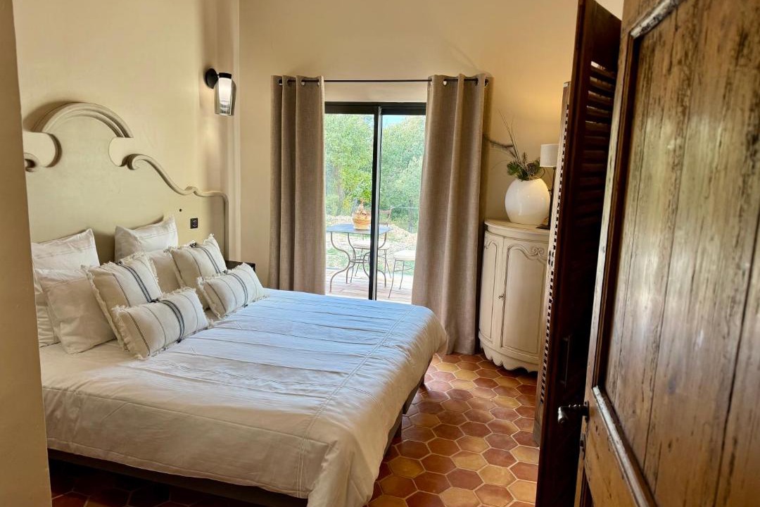 Photo of Bedroom in Bonnieux