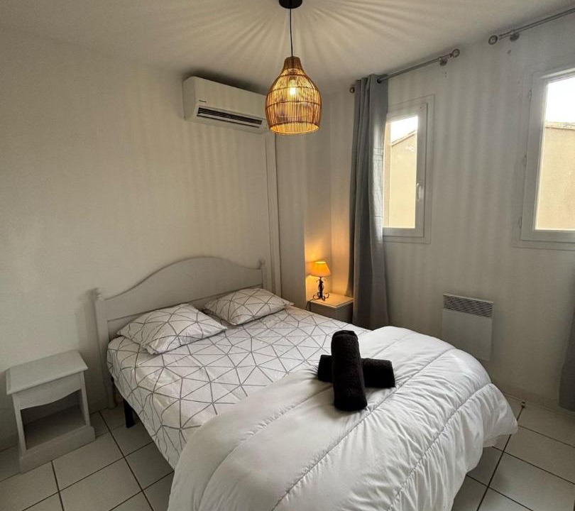 Photo of Bedroom in Saint-Saturnin-les-Avignon