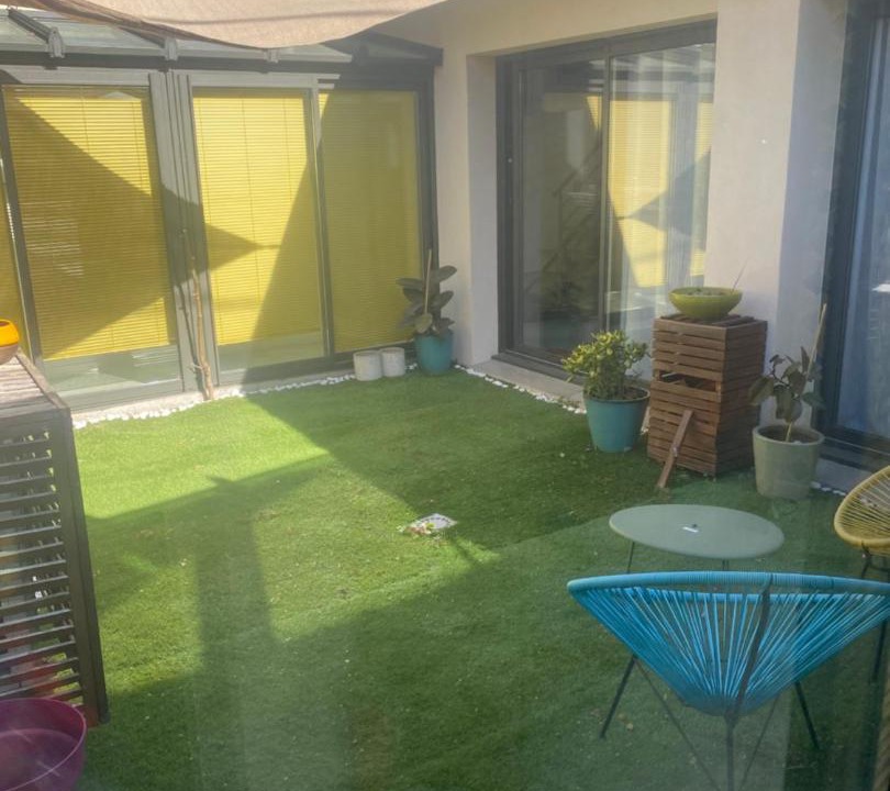 Photo of Patio Balcony in Couronne Urbaine