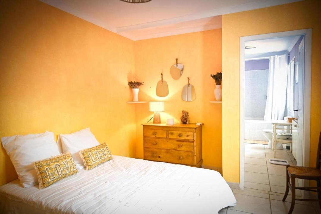 Photo of Bedroom in Vers-Pont-du-Gard