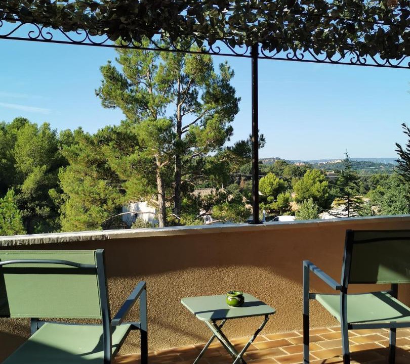 Photo of Patio Balcony in Saint-Saturnin-les-Apt
