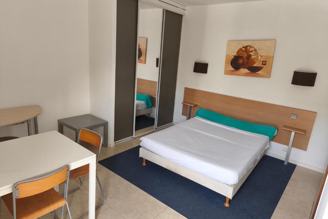 Photo of Bedroom in Gemenos
