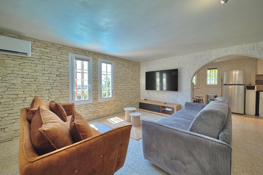 Photo of Livingroom in Bezouce