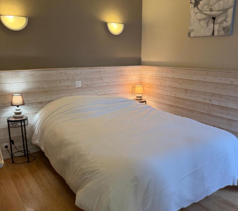 Photo of Bedroom in Aups