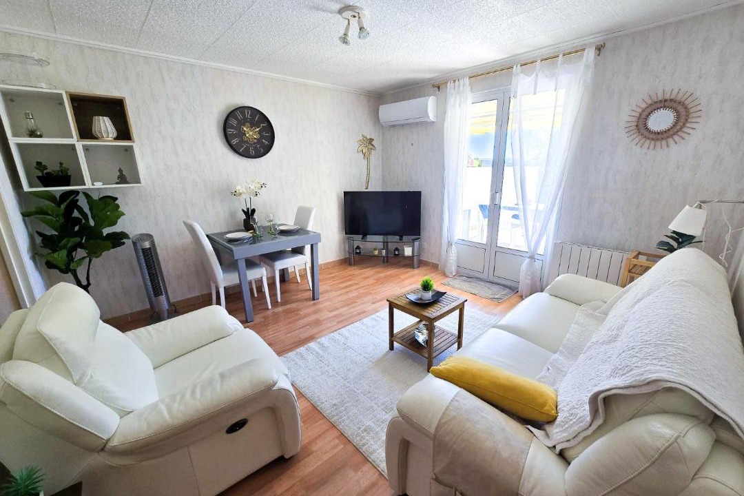 Photo of Livingroom in Greoux-les-Bains