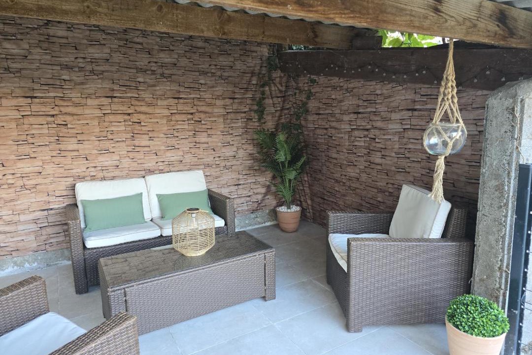 Photo of Patio Balcony in Chateau-Arnoux-Saint-Auban