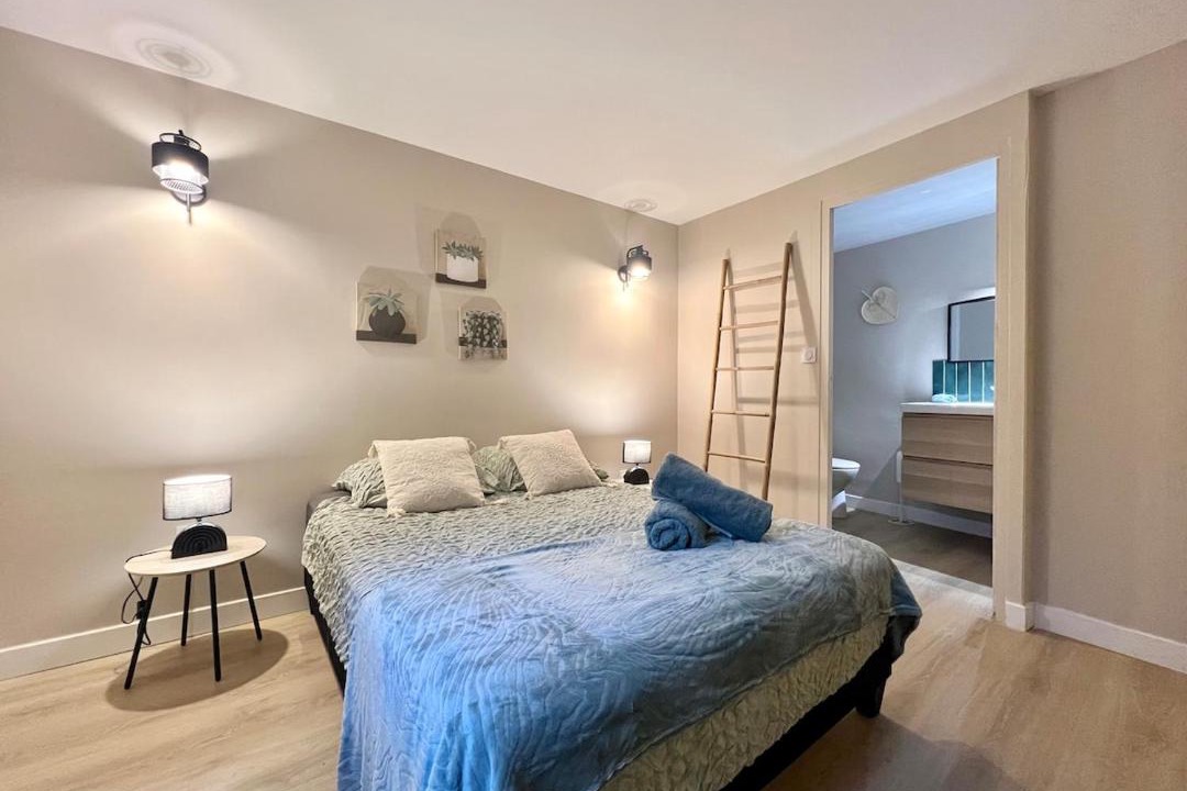 Photo of Bedroom in Pelissanne