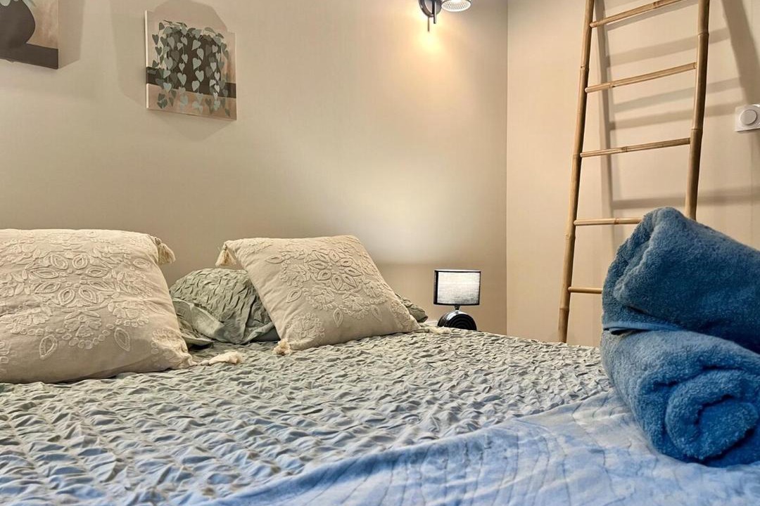 Photo of Bedroom in Pelissanne