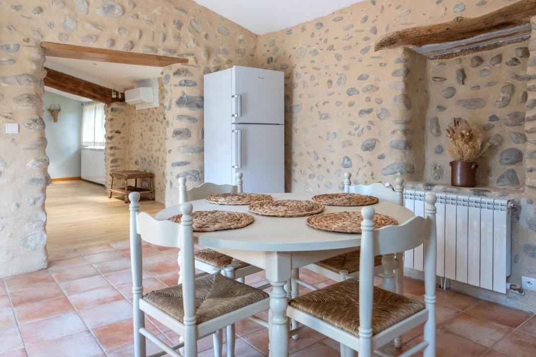Photo of Kitchen in Les Mees