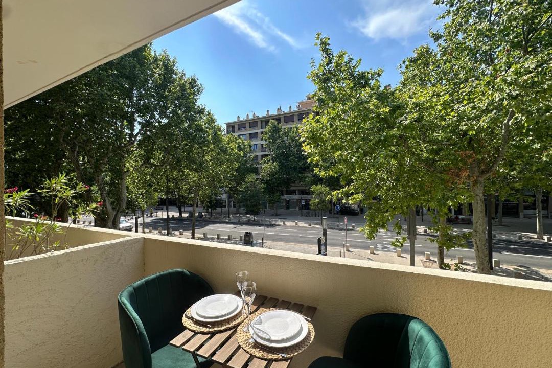 Photo of Patio Balcony in Couronne Urbaine