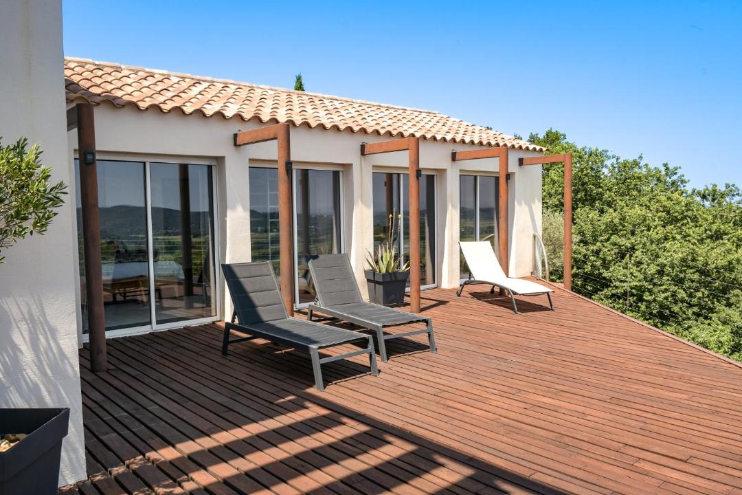 Photo of Patio Balcony in Rochefort-du-Gard