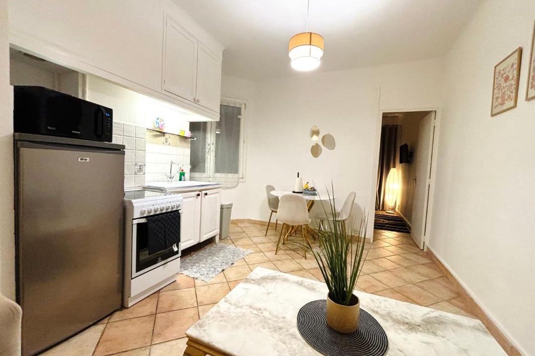 Photo of Kitchen in Saint-Lambert