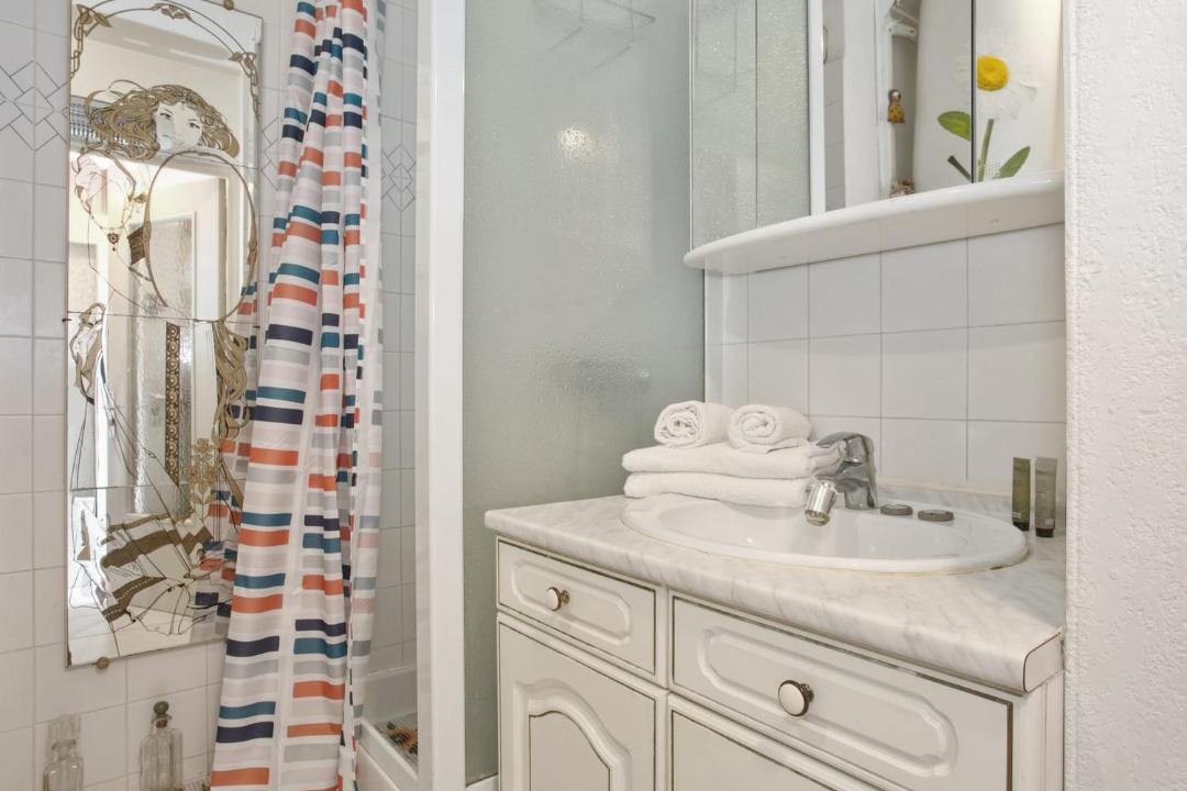 Photo of Bathroom in Bandol