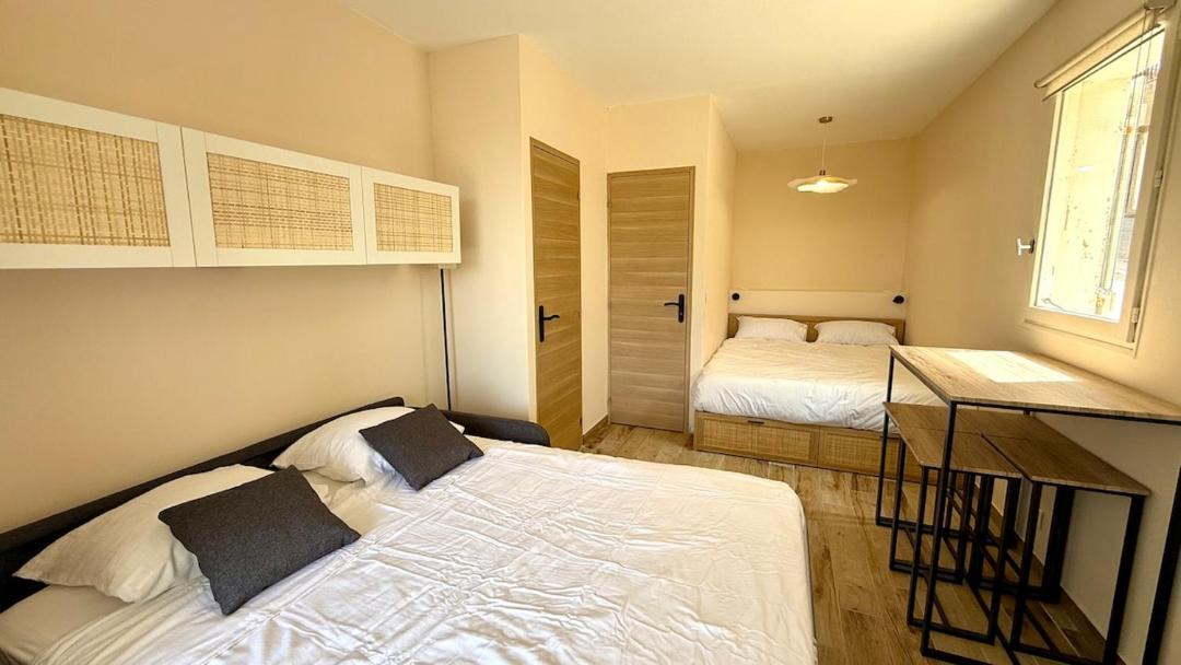 Photo of Bedroom in Sanary-sur-Mer