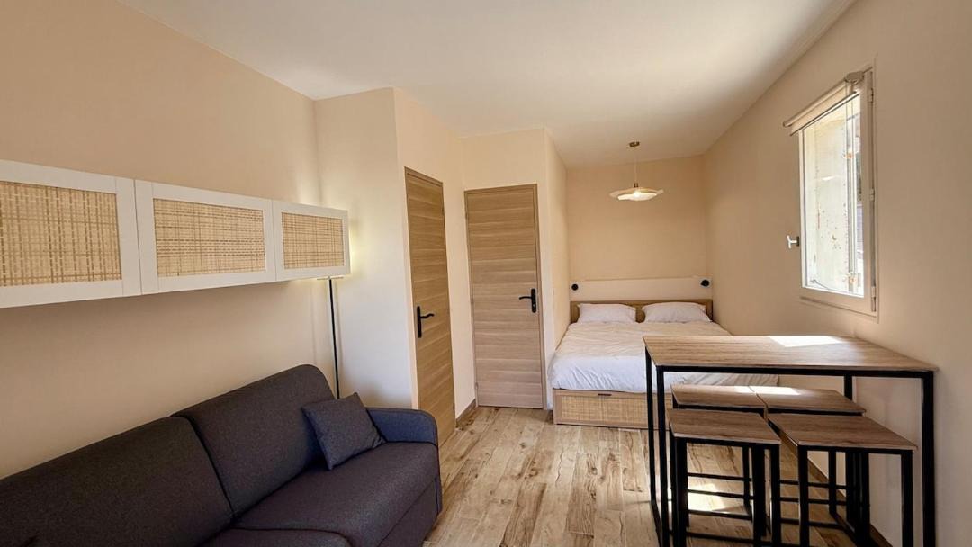 Photo of Bedroom in Sanary-sur-Mer