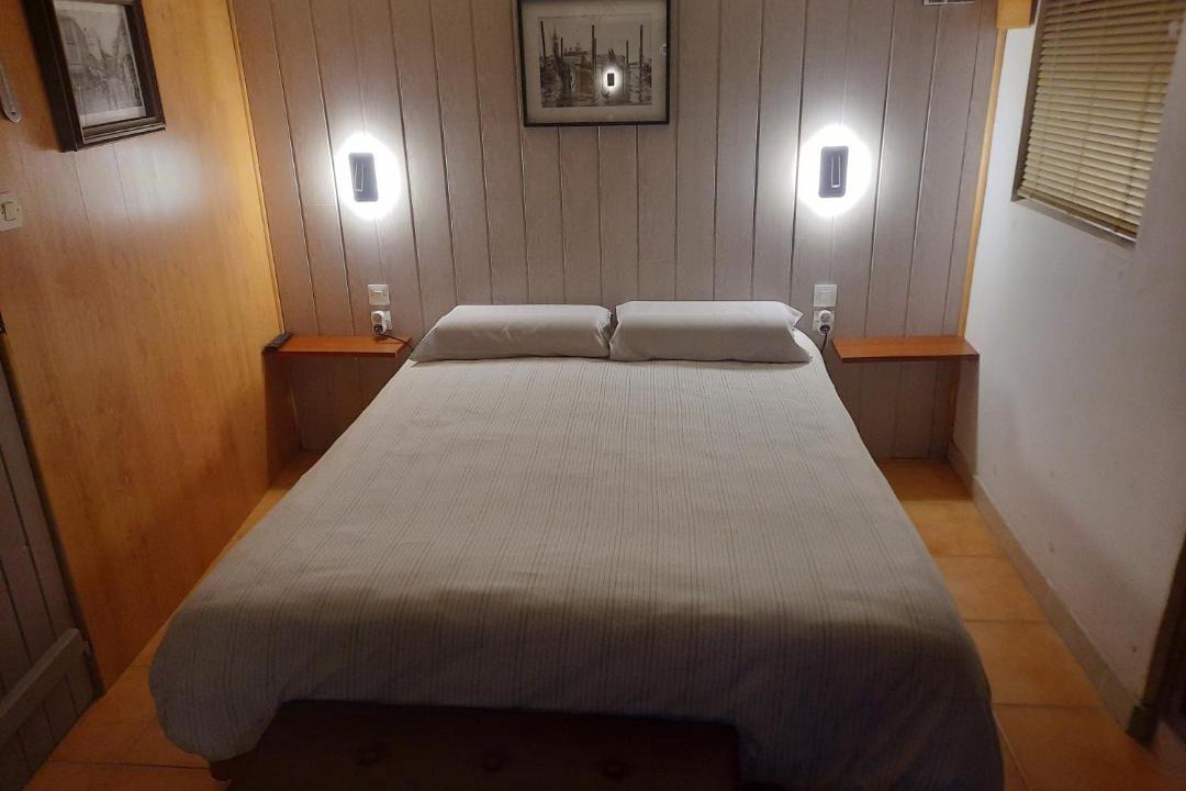 Photo of Bedroom in Istres