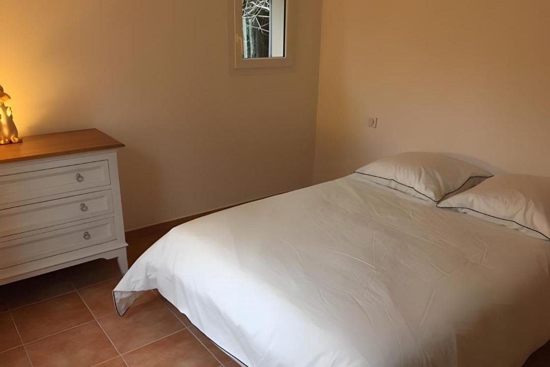 Photo of Bedroom in Entraigues-sur-la-Sorgue