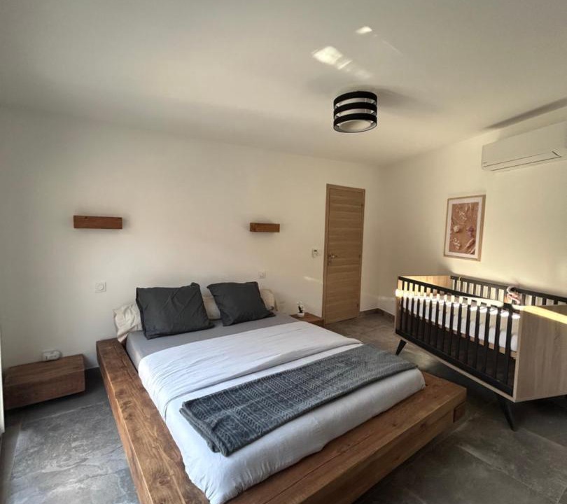 Photo of Bedroom in Saint-Mitre-les-Remparts