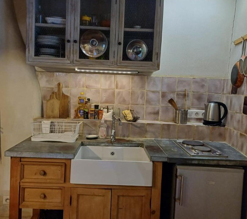 Photo of Kitchen in Saint-Laurent-des-Arbres