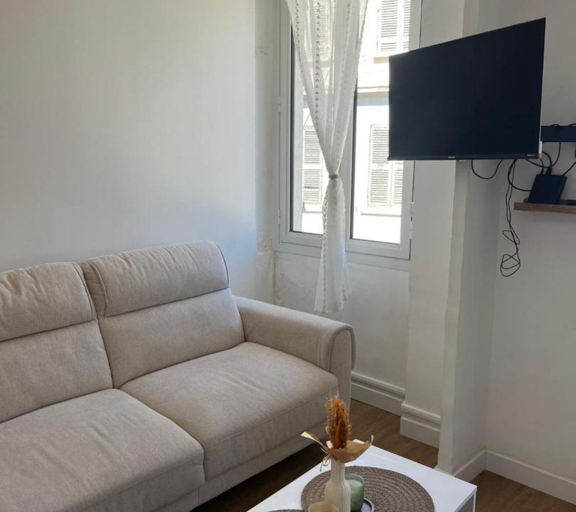 Photo of Livingroom in Noailles