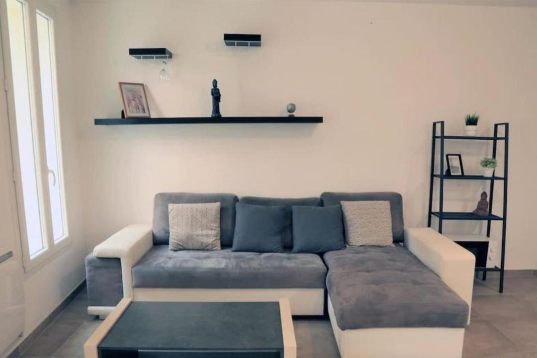 Photo of Livingroom in Le Camas