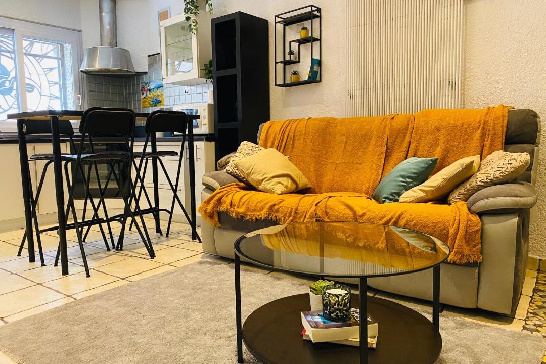 Photo of Livingroom in Les Pennes-Mirabeau
