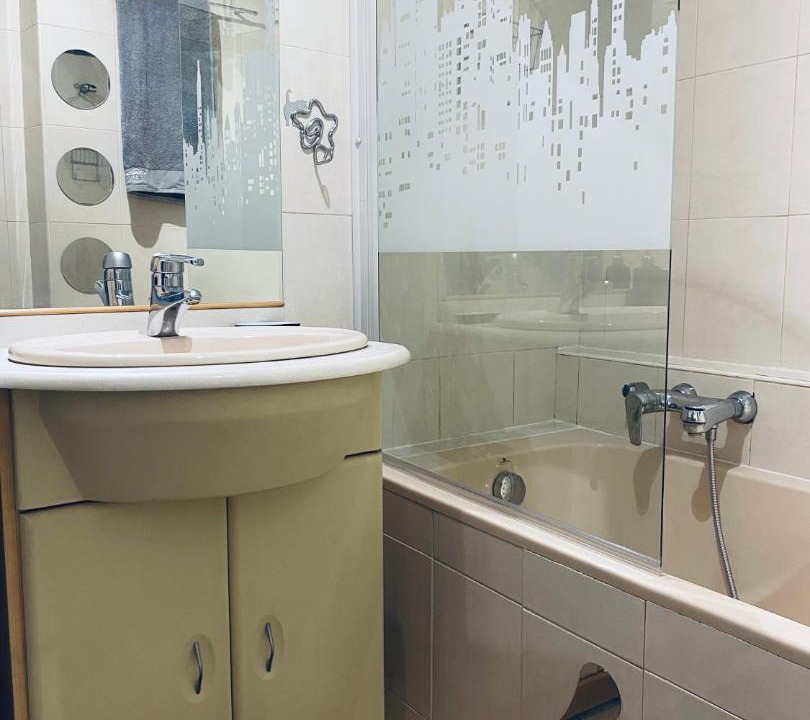 Photo of Bathroom in Les Pennes-Mirabeau