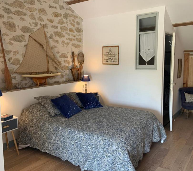 Photo of Bedroom in Roquemaure