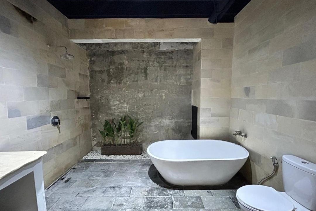 Photo of Bathroom in Kampial