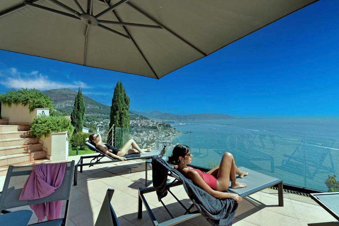 Photo of Patio Balcony in Raito