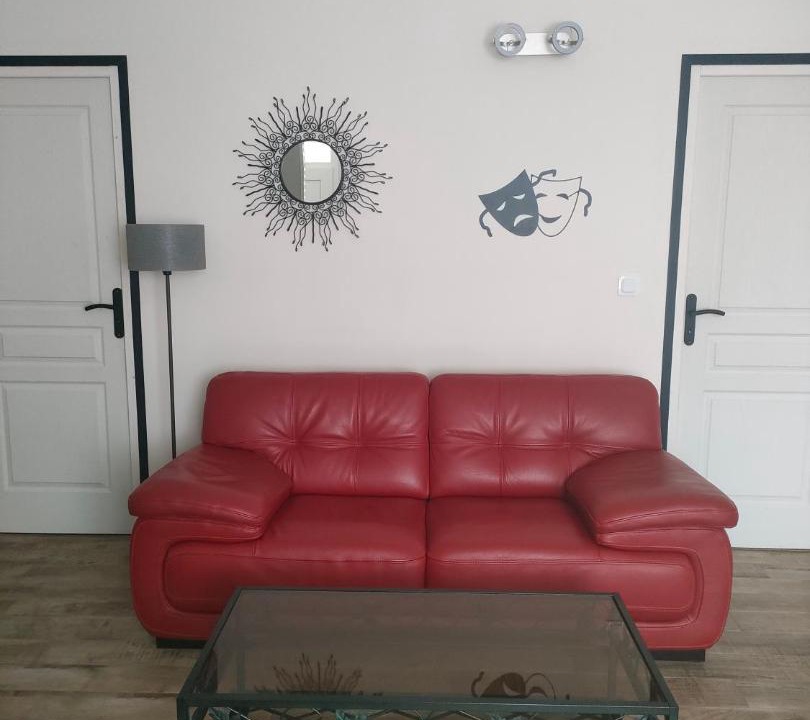 Photo of Livingroom in Orange
