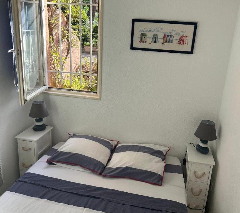Photo of Bedroom in Saint-Mandrier-sur-Mer