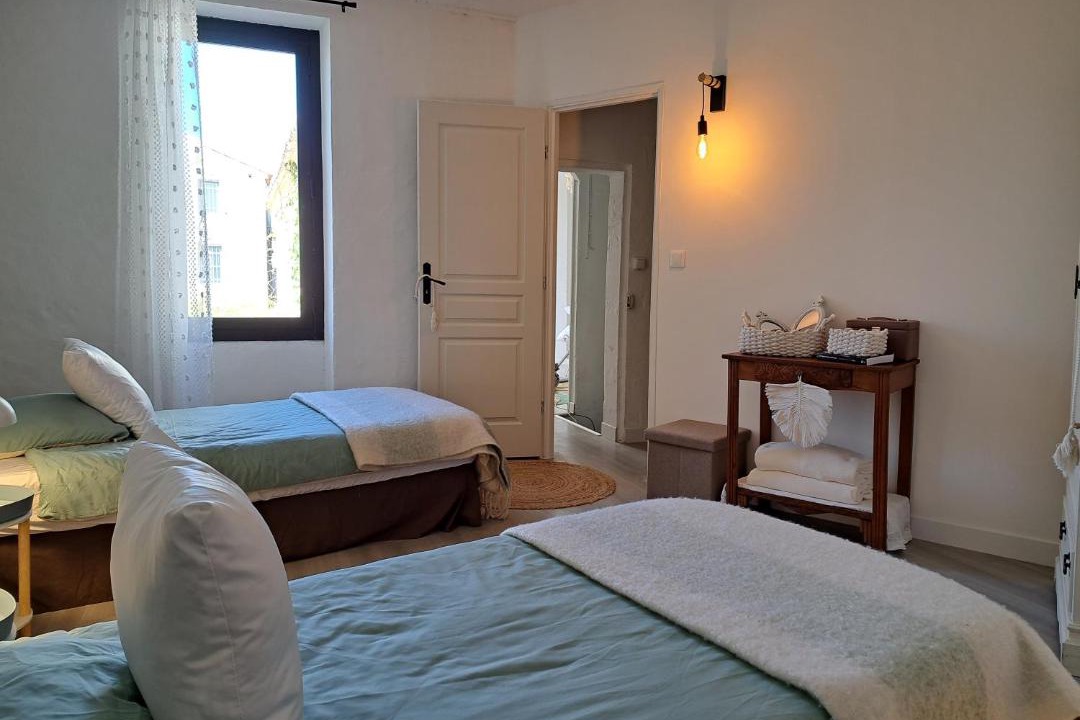 Photo of Bedroom in Maussane