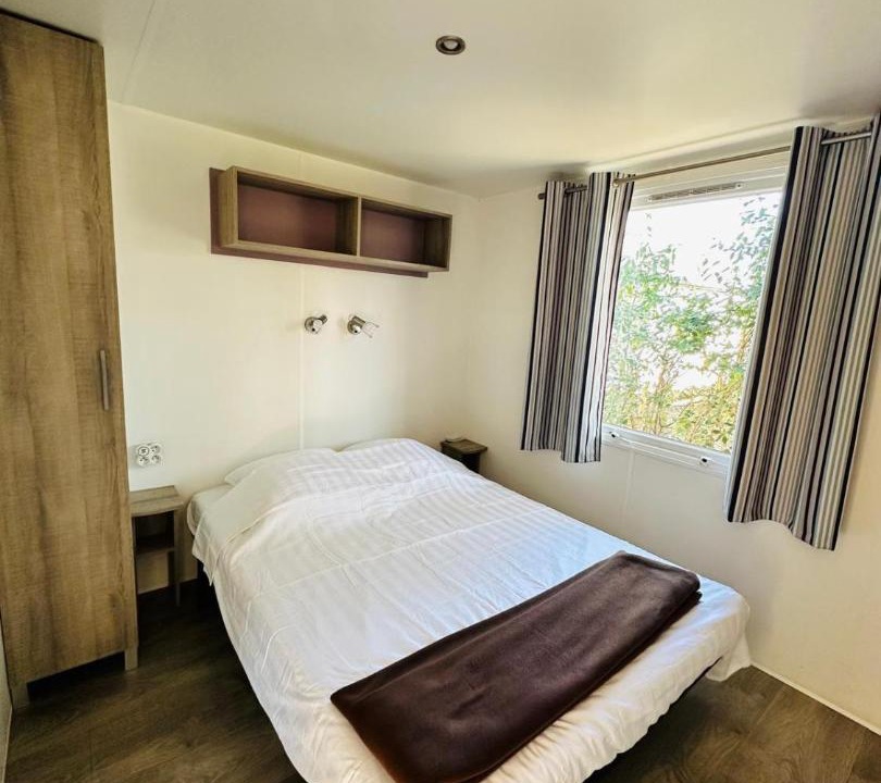 Photo of Bedroom in La Roque-d'Antheron