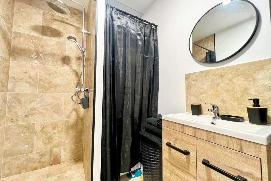 Photo of Bathroom in Fos-sur-Mer