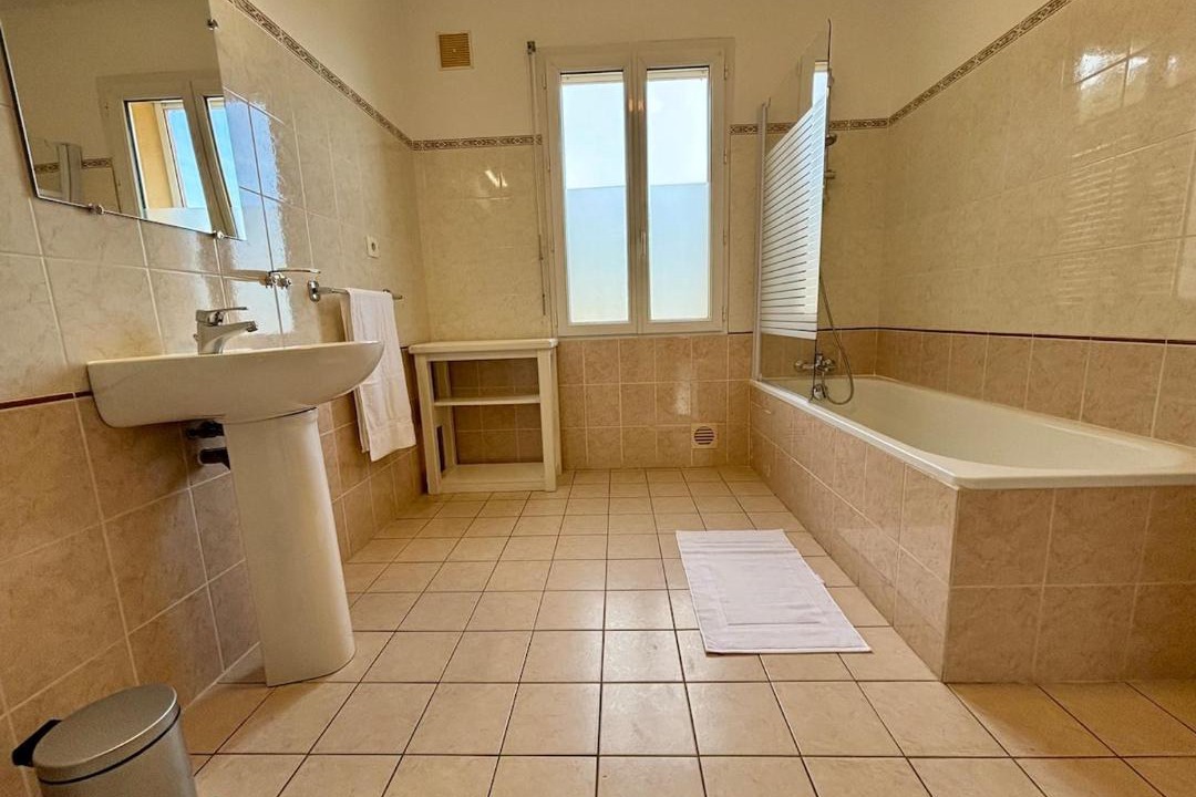 Photo of Bathroom in Saint-Saturnin-les-Apt