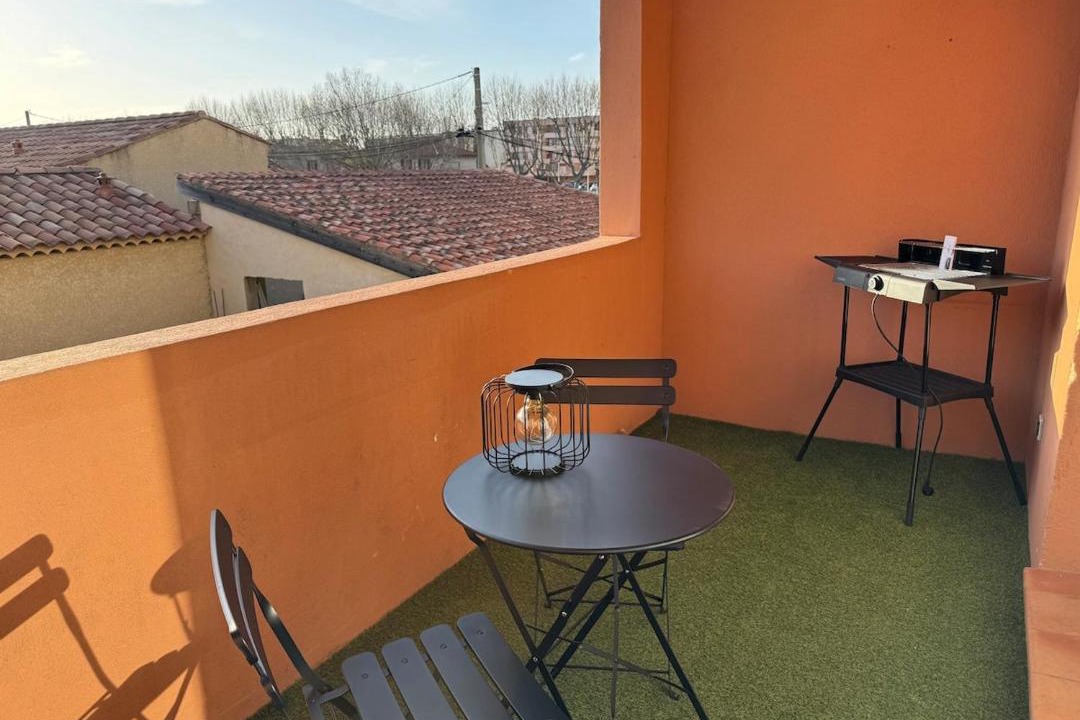 Photo of Patio Balcony in Port-Saint-Louis-du-Rhone