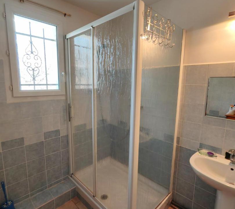 Photo of Bathroom in Barret-de-Lioure