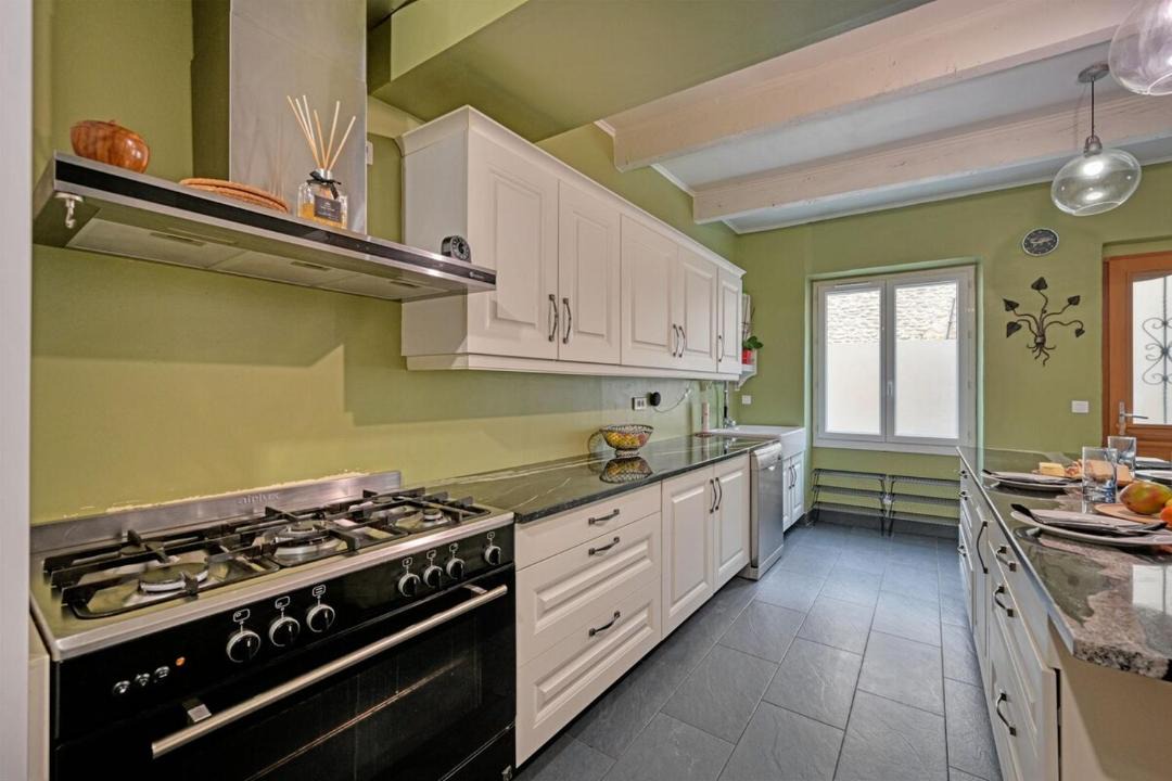 Photo of Kitchen in Chateauneuf-du-Pape