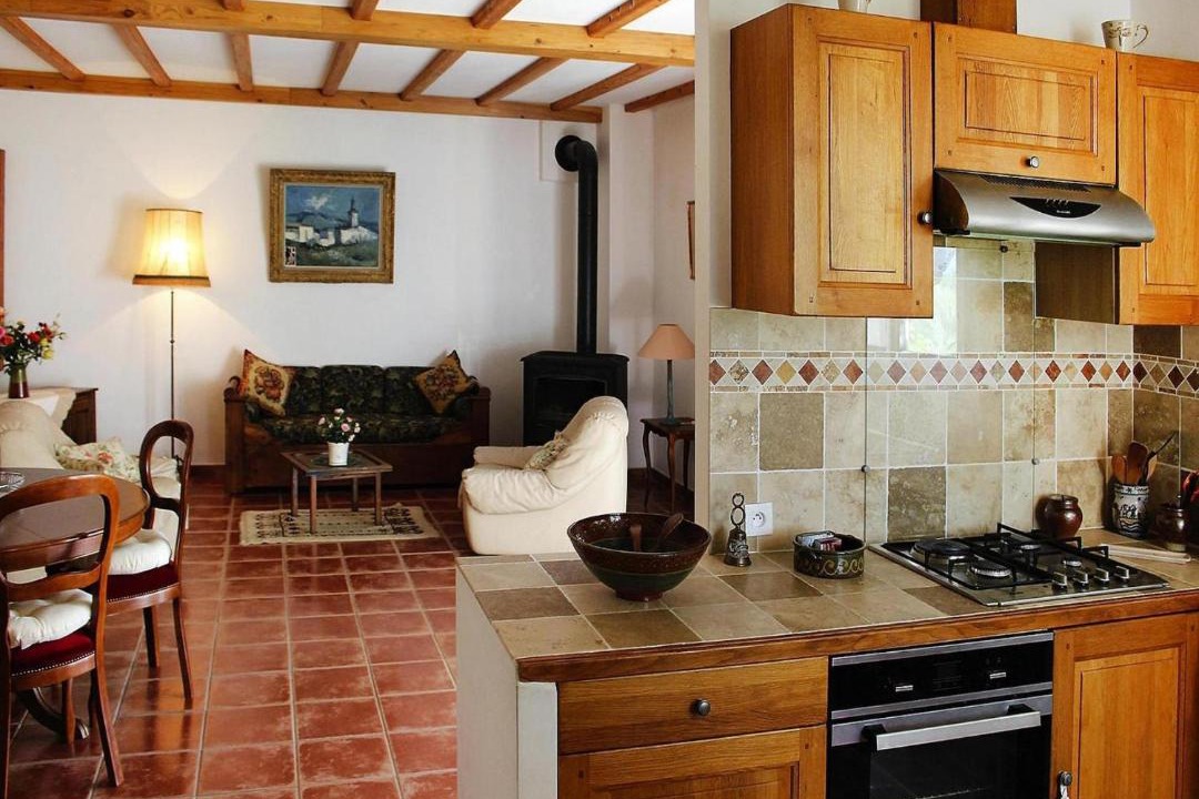 Photo of Kitchen in Revest-du-Bion