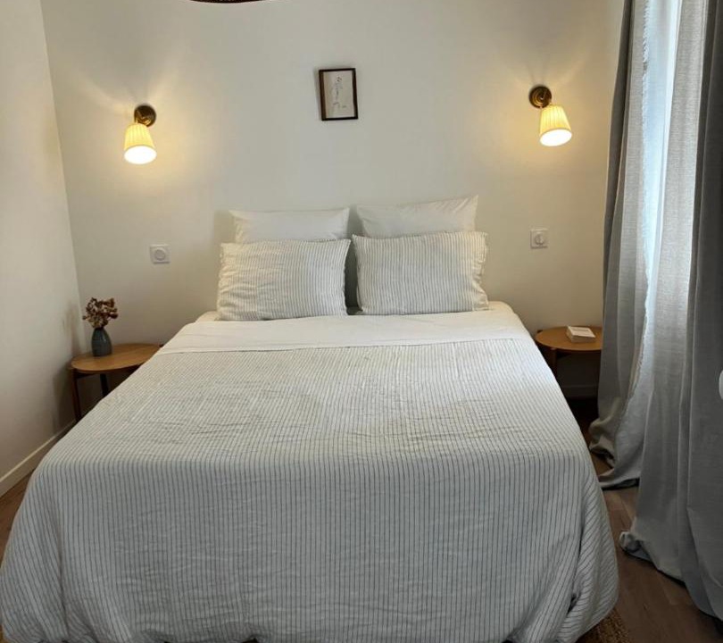 Photo of Bedroom in Caromb
