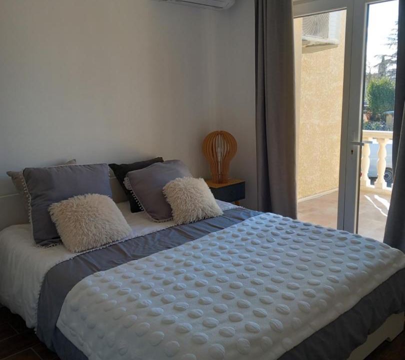 Photo of Bedroom in Miramas