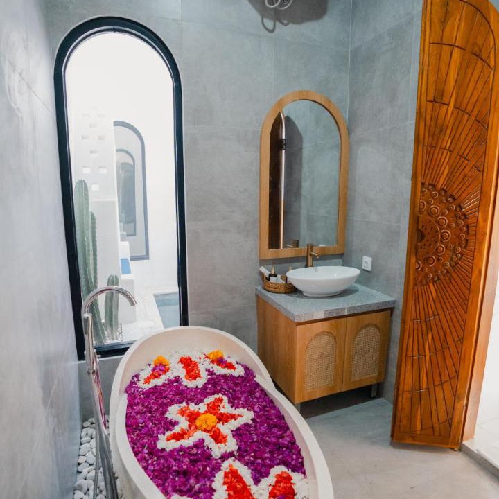 Photo of Bathroom in Ketewel