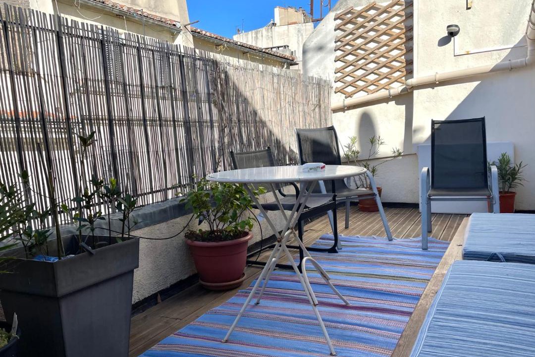 Photo of Patio Balcony in Noailles