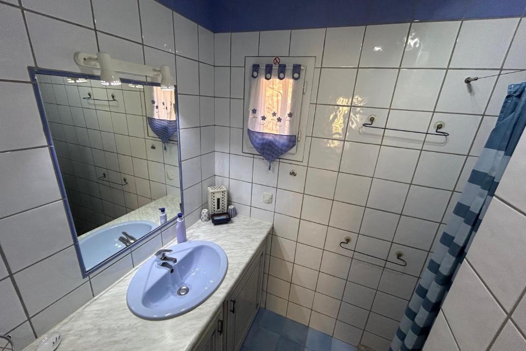 Photo of Bathroom in Montagnac-Montpezat