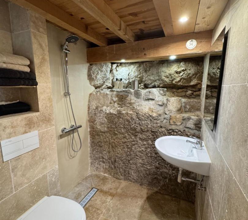 Photo of Bathroom in Buis-les-Baronnies